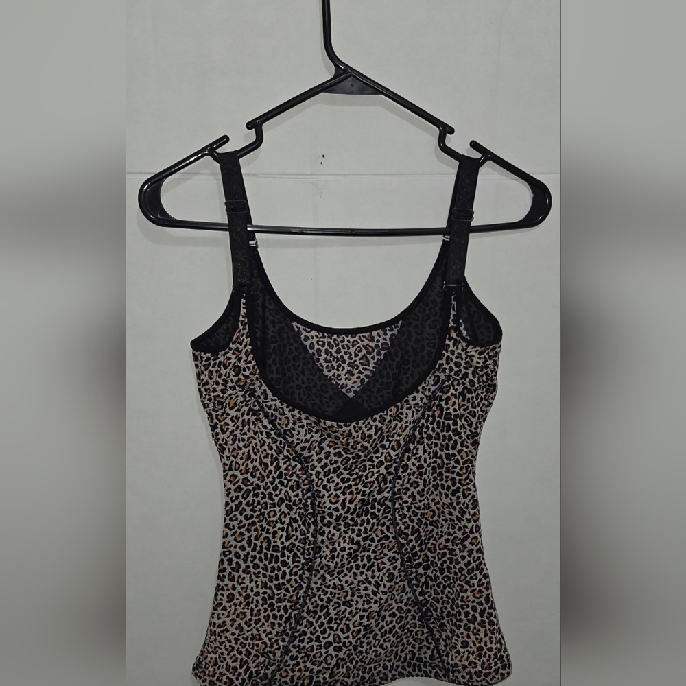 Top Super Soft Leopard Animal Print Cami Top(Non Branded )